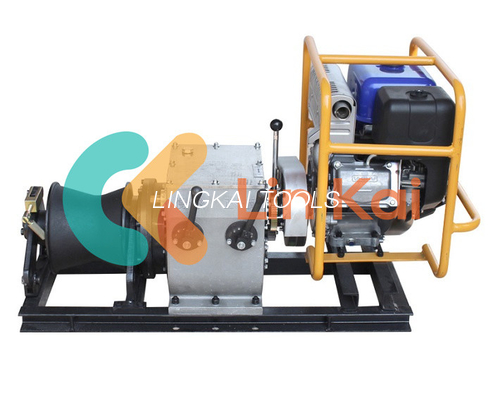 30 Kn 4.04 KW गैसोलीन इंजन केबल खींचने वाले विंच
